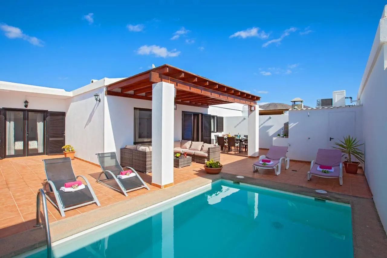 Villa Jesus Lanzarote-Papagayo Яйса